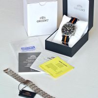 Le corone sono serrate a pressione e marchiate con il Logo Orient.
