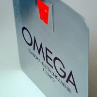Omega Elettronico cartello Vetrina