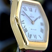 Omega DeVille in oro