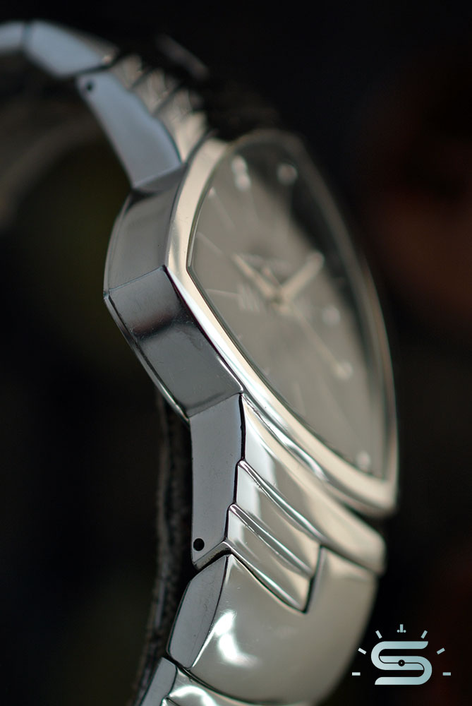 Hamilton Ventura H244111