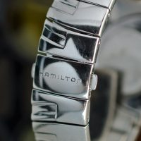 Hamilton Ventura H244111