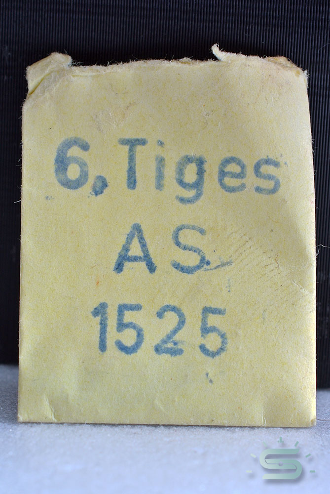 AS tiges 1525